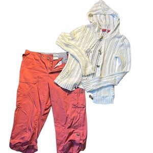 White medium Mossimo Knit Hoodie and salmon medium Lee Cargo Pants box 4